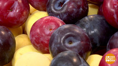 Выбираем сладкие сливы. Доброе утро. Фрагмент 