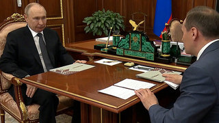 Путин на встрече с главой Мордовии отметил рост промышленности в республике