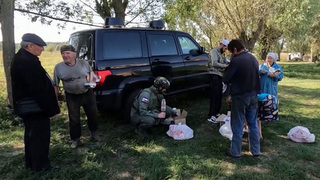 Волонтеры доставляют гуманитарную помощь в Курскую область и помогают эвакуировать жителей