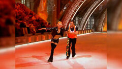 Наталья Ионова — Антон Сихарулидзе. «Jungle Boogie». Звезды на льду. Фрагмент. 2006 год