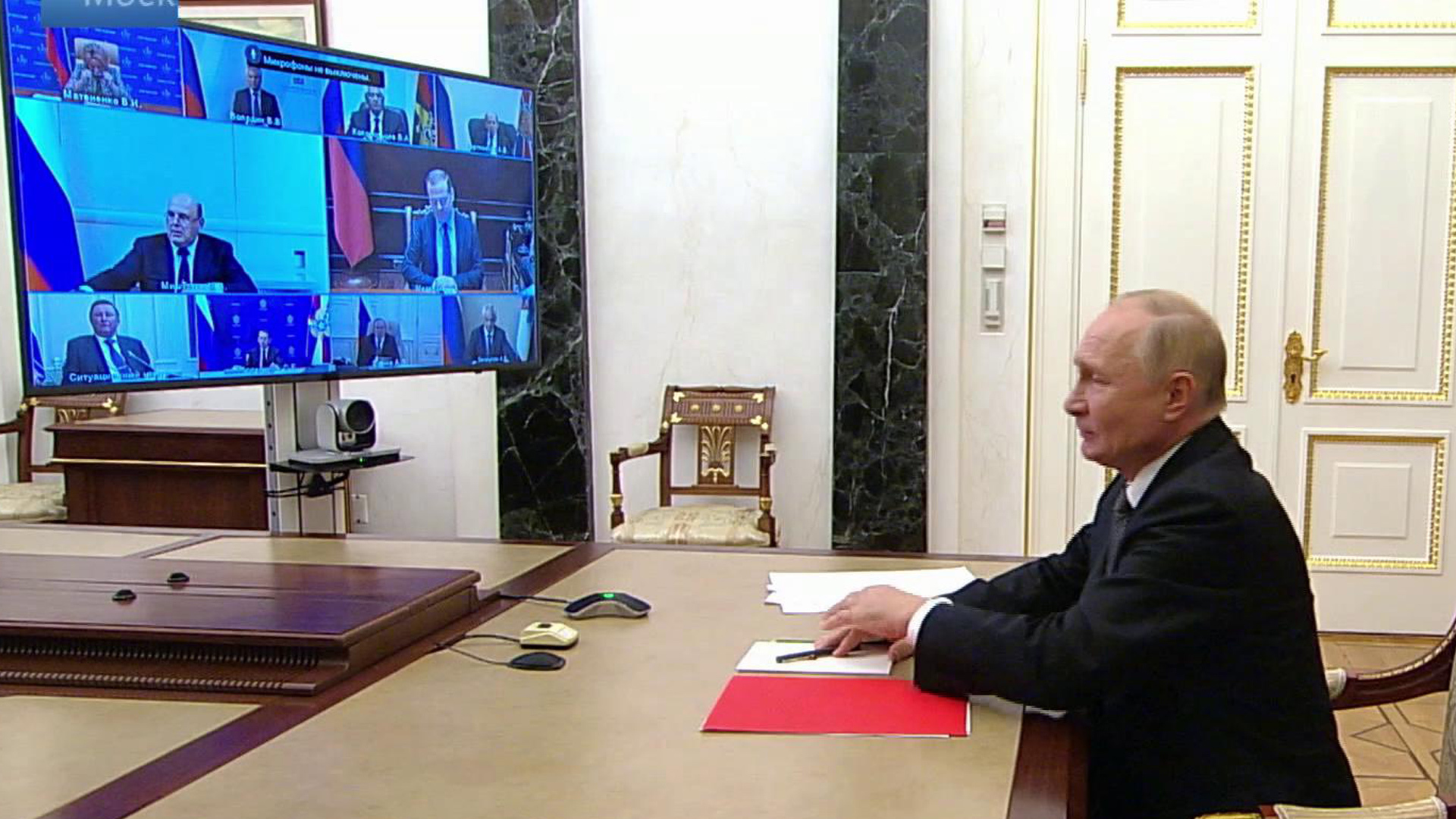 Путин собрал силовиков для обсуждения границ и внутренней стабильности