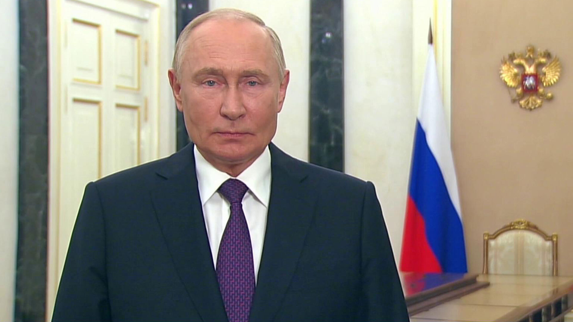 Путин поручил сохранить доступ к онлайн-сервисам при отключении сети