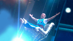 Смертельный номер: Евгений Стычкин прыгает на трамплине в кресло! Цирк со звездами. Фрагмент выпуска. 2007 год