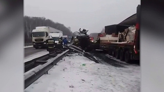 В Москве до вечера понедельника сохранится желтый уровень погодной опасности из-за гололедицы