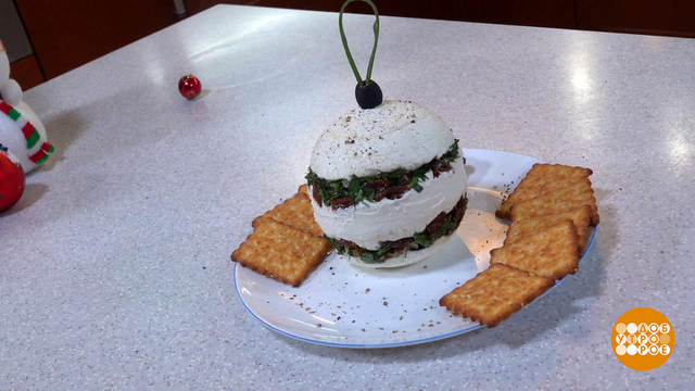 Готовим сырный шар к новогоднему столу. Доброе утро. Фрагмент