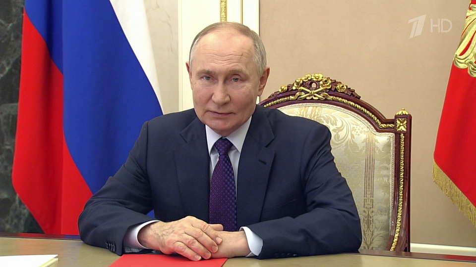 Владимир Путин провел видеосовещание с постоянными участниками Совбеза РФ