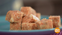 Мария Сурова жарит творог, а получаются конфеты! Доброе утро. Суббота. Фрагмент 