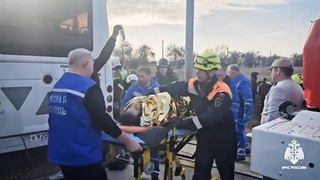 Шесть человек погибли в ДТП с автобусом и грузовиком в Крыму