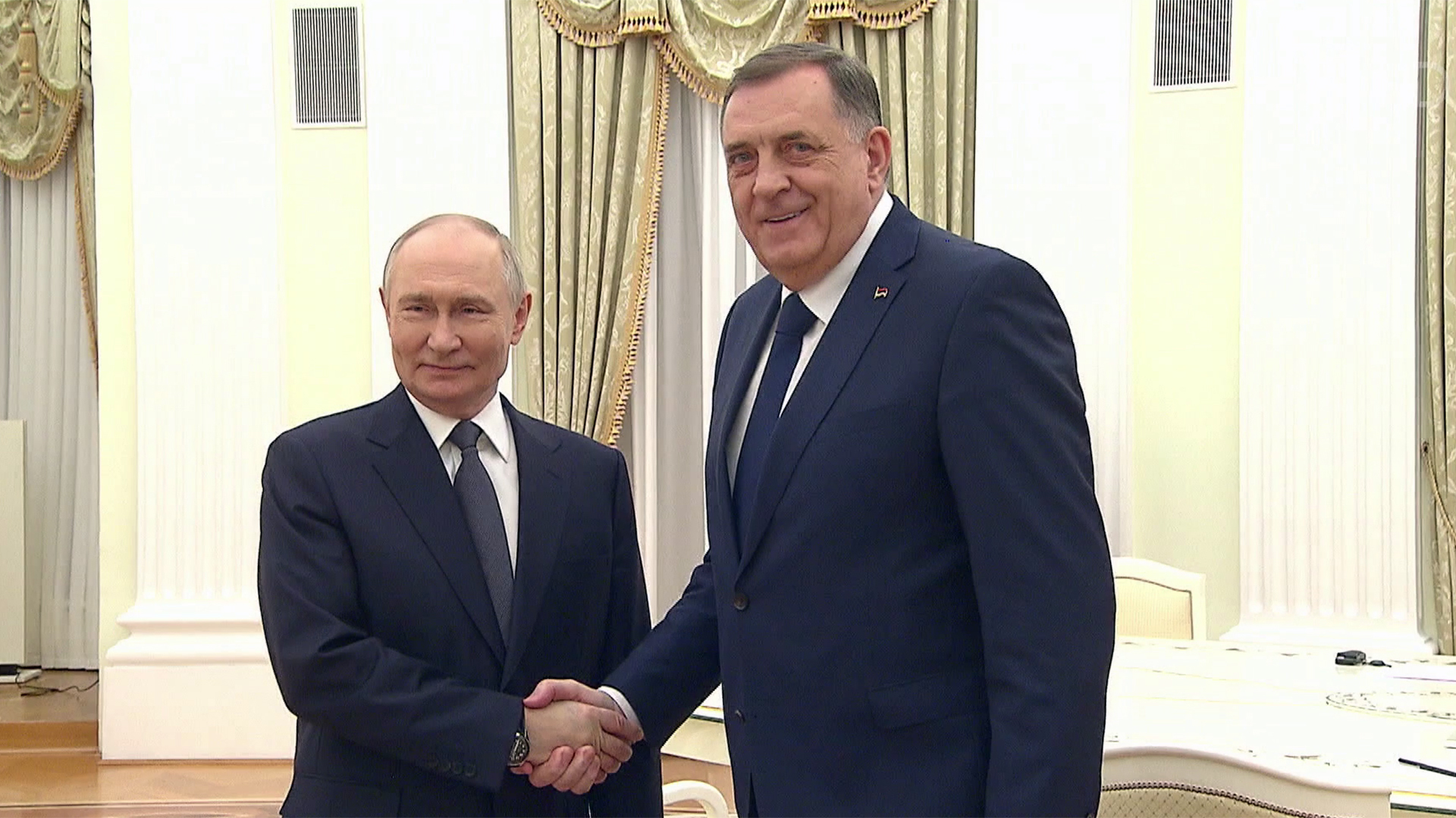 Владимир Путин обсудил с делегацией Республики Сербской ситуацию на Балканах