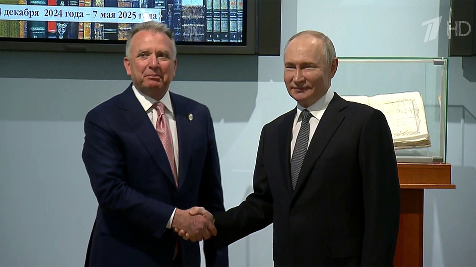 Владимир Путин проводит встречу со спецпосланником Дональда Трампа Стивом Уиткоффом
