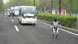 В Пекине прошел полумарафон с участием человекоподобных роботов