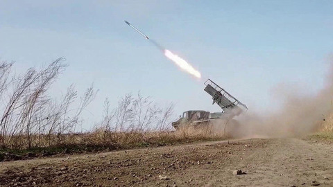 Начиная с полуночи российские войска возобновили активные наступательные действия