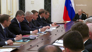 Путин призвал внедрить ИИ в военное дело