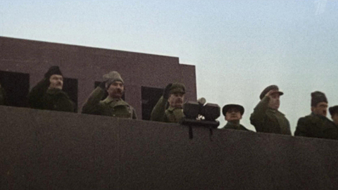 «Парад». Победа. Хроника