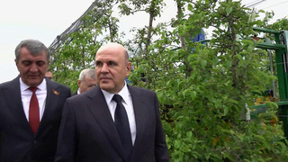 Михаил Мишустин осмотрел новый терминал аэропорта Минеральных Вод