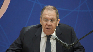 Сергей Лавров: Лондон ведет Зеленского по джунглям мировой политики, словно поводырь