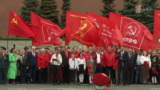 На Красной площади прошел торжественный прием в пионеры