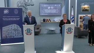 Пять тысяч человек из 80 стран участвуют в работе Петербургского международного юридического форума