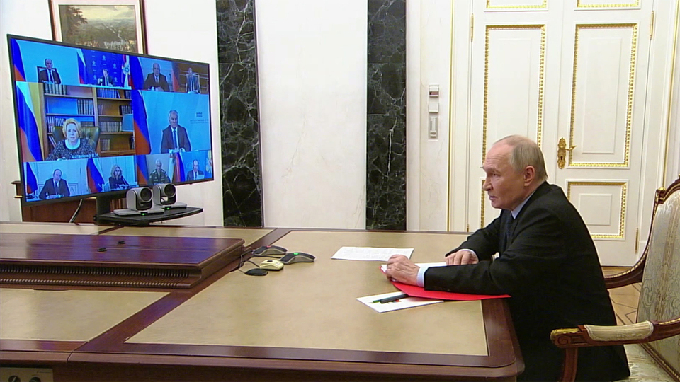 Владимир Путин обсудил с Советом безопасности вопросы здравоохранения
