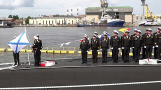 Андреевский флаг торжественно подняли на подлодке «Якутск» для Тихоокеанского флота