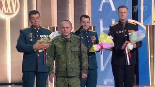 Династия с «Призванием»: отец и сын — военные хирурги — лауреаты премии Первого канала и Минздрава