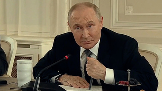 СВО, Иран, НАТО и ПМЭФ: главное из общения Владимира Путина с мировыми СМИ