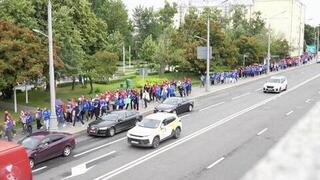 Активисты «Молодой Гвардии» напомнили Британии о военных преступлениях киевского режима
