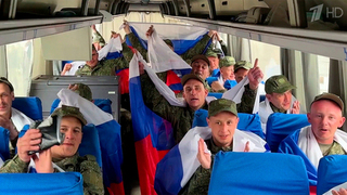 Еще одна группа российских военных возвращена с подконтрольной Киеву территории