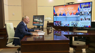 Президент по видеосвязи открыл шесть молодежных центров в разных регионах страны