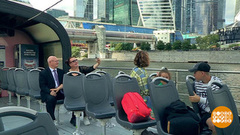 На речном трамвайчике — на работу! Или на свидание… Доброе утро. Суббота. Фрагмент