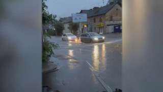 В Чите в результате сильнейших дождей дворы и улицы затопило за несколько часов