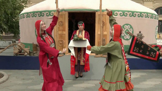 В парке «Зарядье» проходит фестиваль Русского географического общества «Чудеса России»