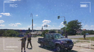 Гладков опубликовал видео с моментом удара дрона по зданию суда в Белгороде