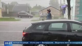 На маленьком плоту: скульптура железнодорожника в Белоруссии уплыла из-за ливня