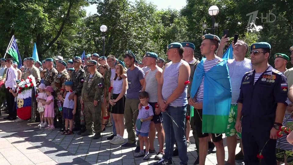 В России отмечают День ВДВ