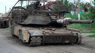 Российские бойцы показали трофейный Abrams, добытый в Сумской области