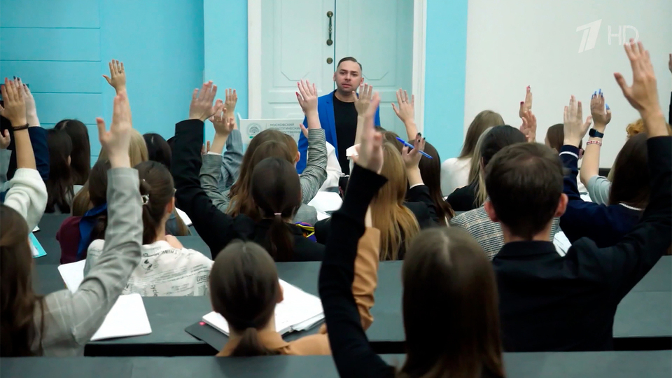 Подготовка к новому учебному году в центре внимания президента и правительства