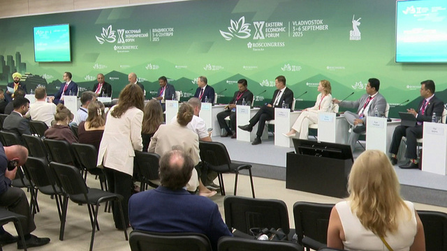 Экономисты из России, Китая, Индии, Бангладеш провели открытый диалог о глобальном развитии