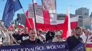 В Варшаве прошел массовый марш протеста против втягивания Польши в украинский конфликт
