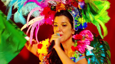 Бразилия. Лусиану Калазанс и Таис Надер — «Pipoca com Amor». Интервидение 2025. Фрагмент 