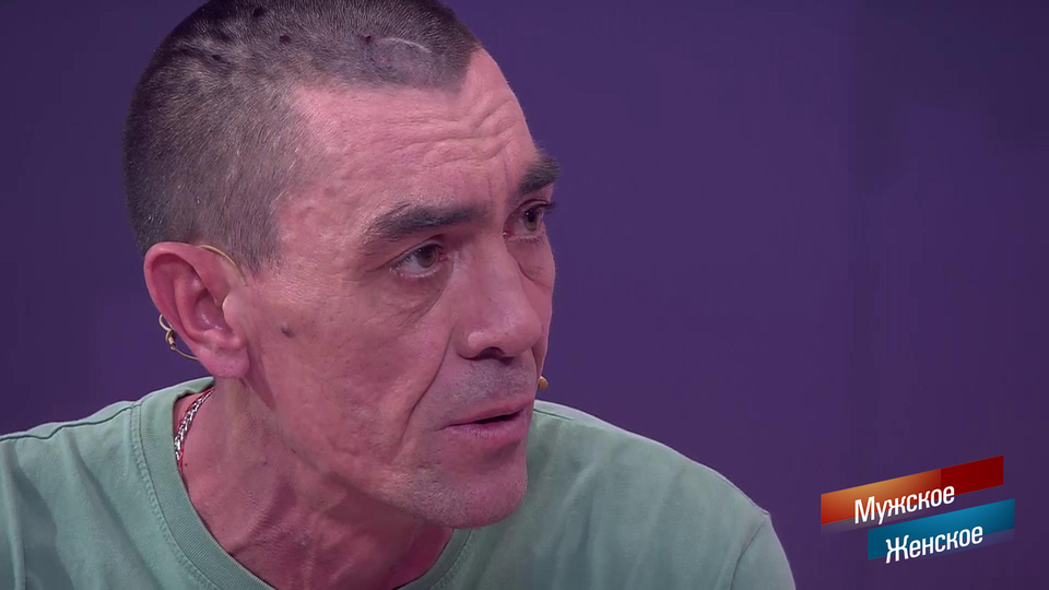 «Мой друг после лечения алкоголизма начал верить в Бога». Мужчина объяснил, почему не хочет избавляться от зависимости. Мужское / Женское. Фрагмент выпуска от 24.09.2025