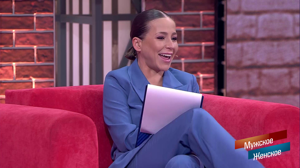«А вы без макияжа хорошо выглядите?» Мужчина озадачил Юлию Барановскую. Мужское / Женское. Фрагмент выпуска от 24.09.2025