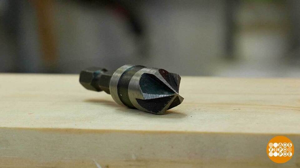 Алексей Бояджи прячет шляпку. Самореза… Доброе утро. Фрагмент выпуска от 01.10.2025