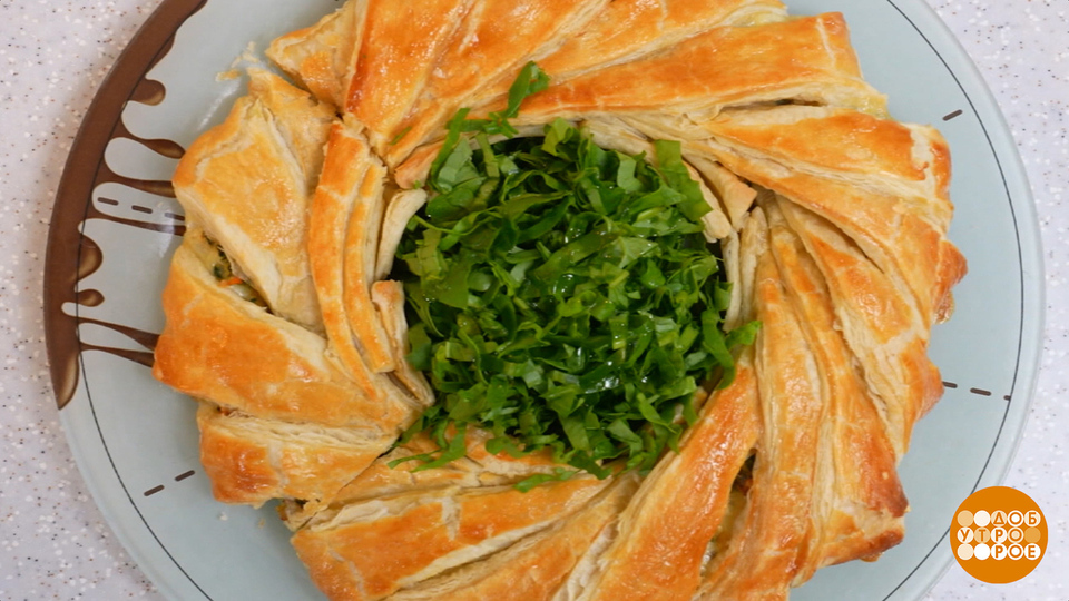 Готовим круассан с яичницей на всю семью. Доброе утро. Фрагмент выпуска от 15.10.2025