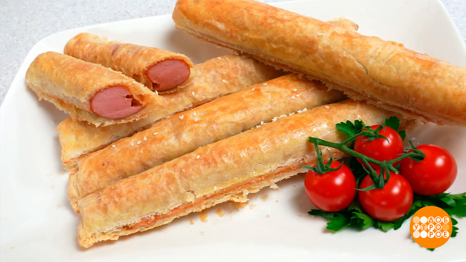 Сосиски, равняйсь, смирно! В тесто шагом марш! Доброе утро. Фрагмент выпуска от 17.10.2025