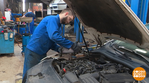 Едем в зиму через автосервис. Доброе утро. Фрагмент 