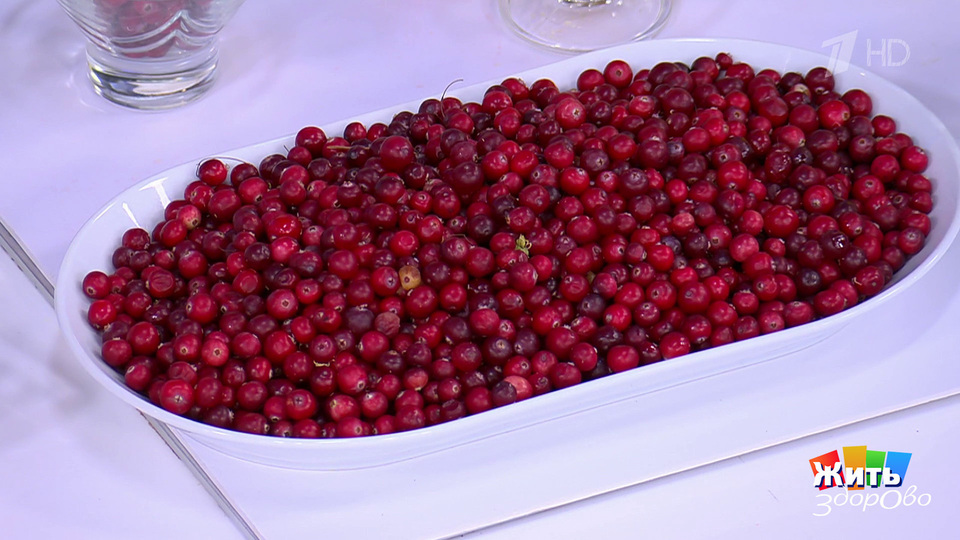 Клюква продлевает жизнь: великие секреты осенней ягоды. Жить здорово! Фрагмент выпуска от 27.10.2025