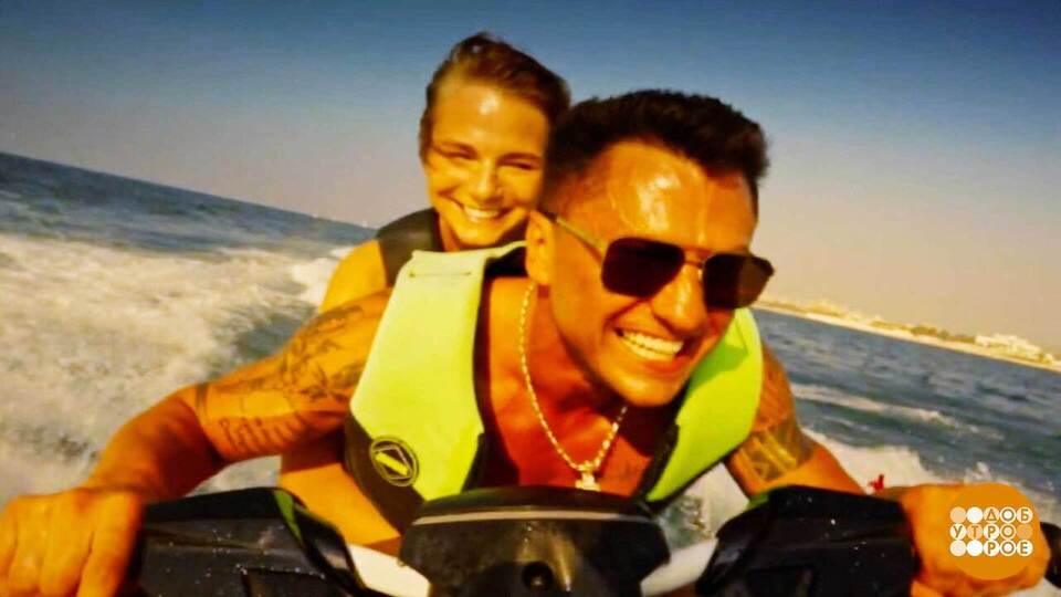 «Мажор в Дубае»: Игорь Соколовский друзей не бросает! Доброе утро. Фрагмент выпуска от 30.10.2025