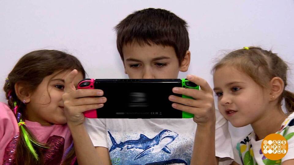 Дети и гаджеты: сколько можно? Доброе утро. Фрагмент выпуска от 30.10.2025