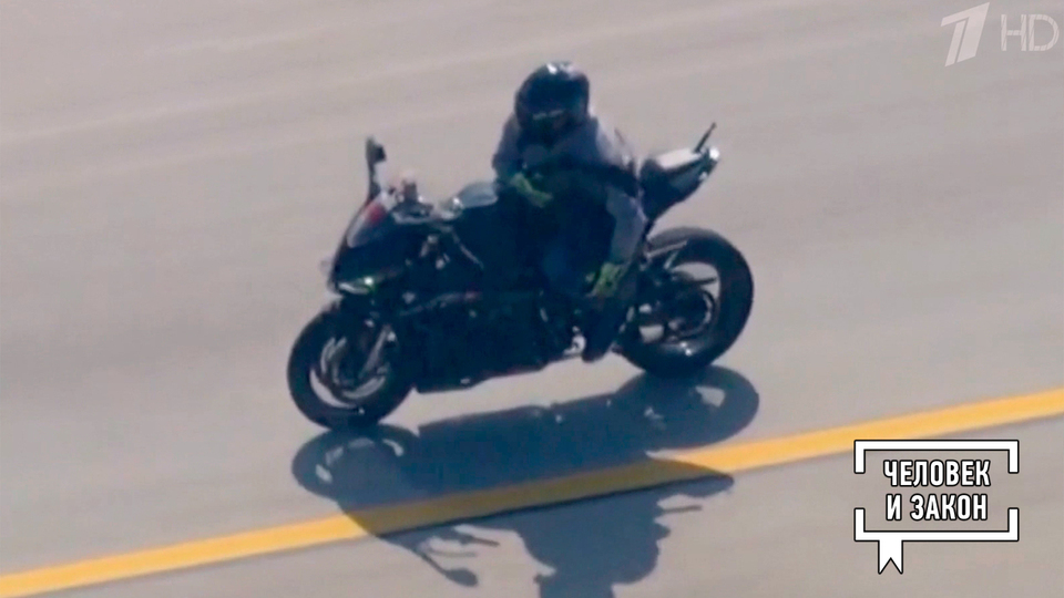 Видео недели: неудачное покушение; перестрелка на учениях; дерзкое ограбление; народный бунт. Человек и закон. Фрагмент выпуска от 31.10.2025